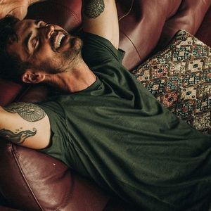 NWOT The Cotton Hemp Tee in Forest - 44 XL